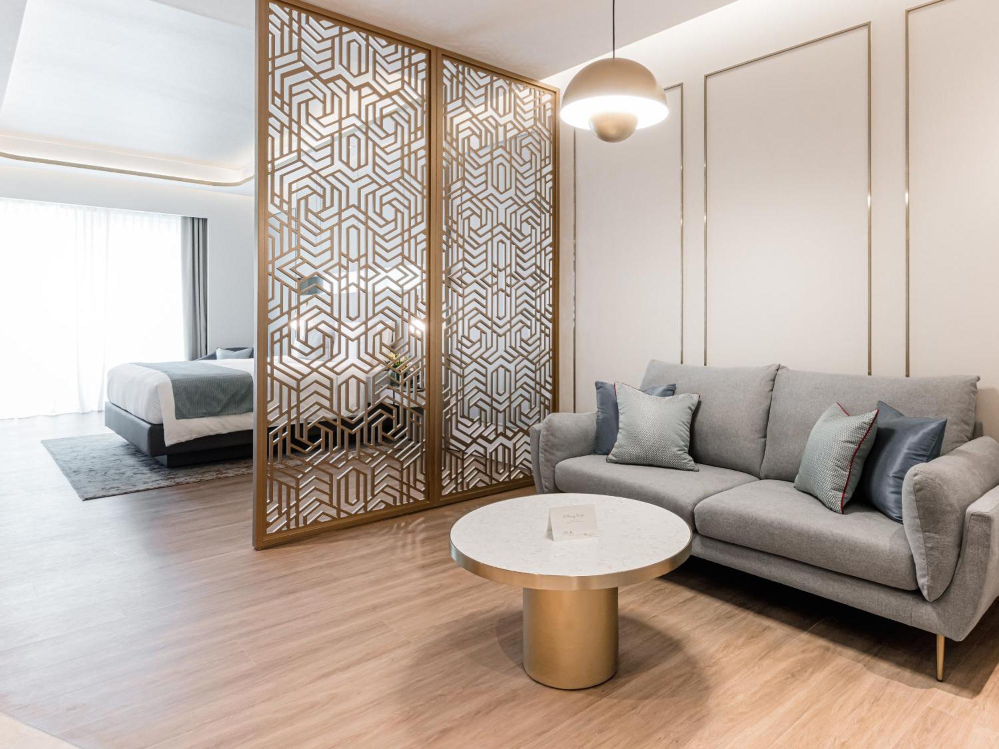 Deluxe Suite